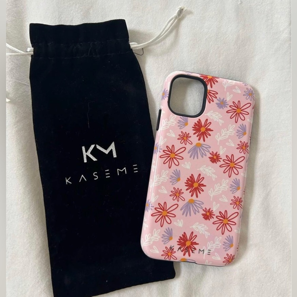 iPhone 11 “oasis” case from Kaseme
